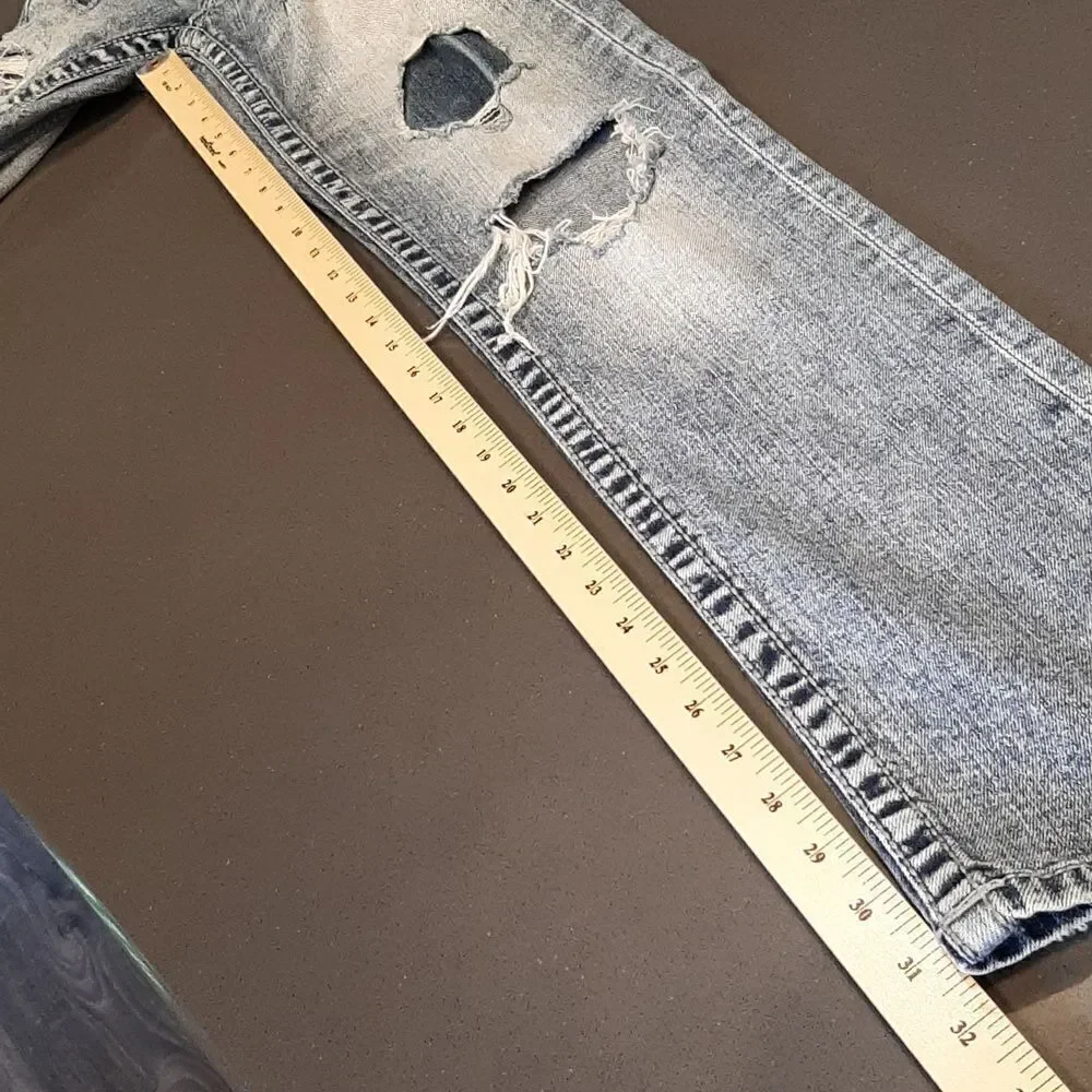 Buckle Black Fit 3 26R Straight Leg Distressed Jeans